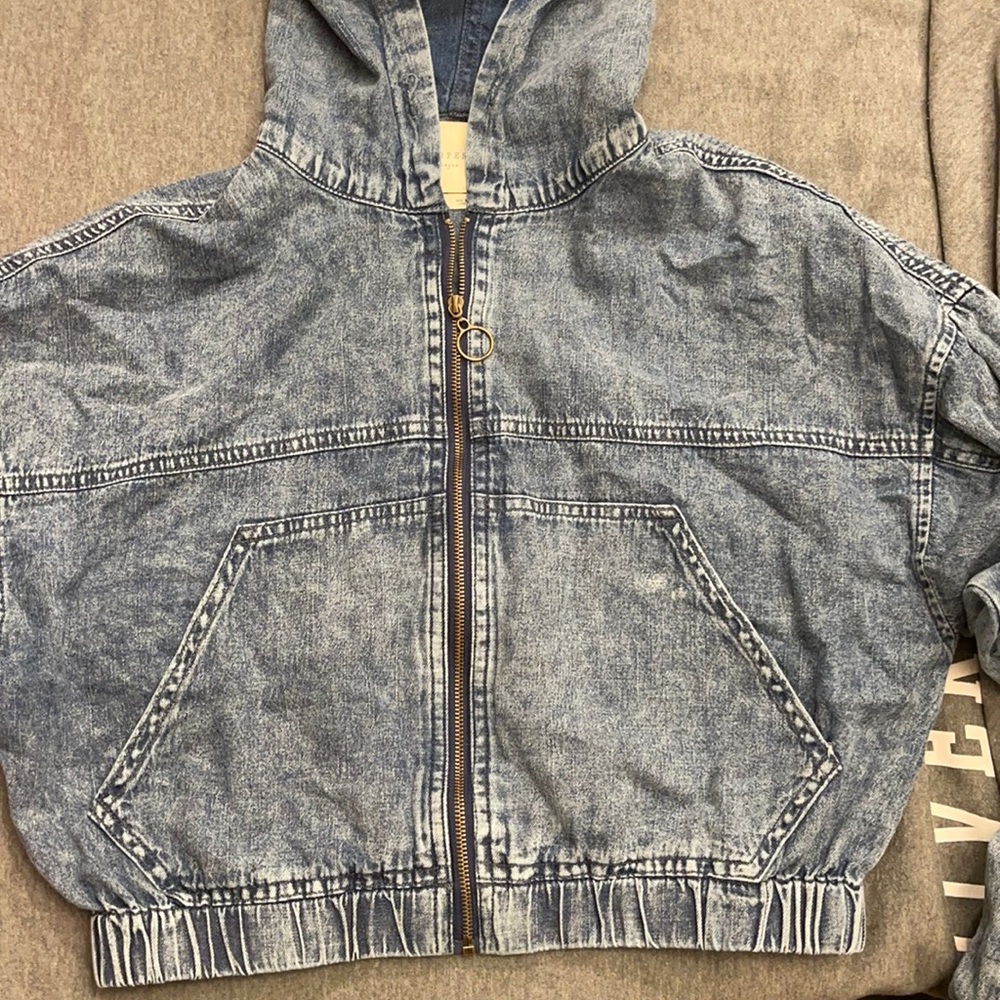 zipper crop jean jacket